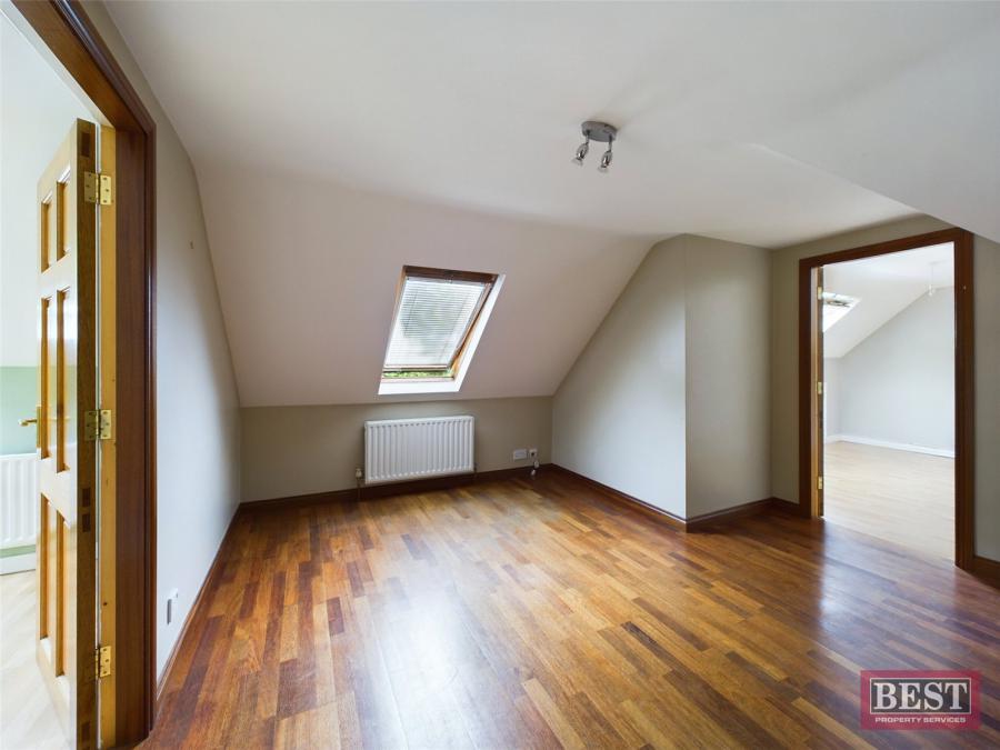 7 Moor Hill Road