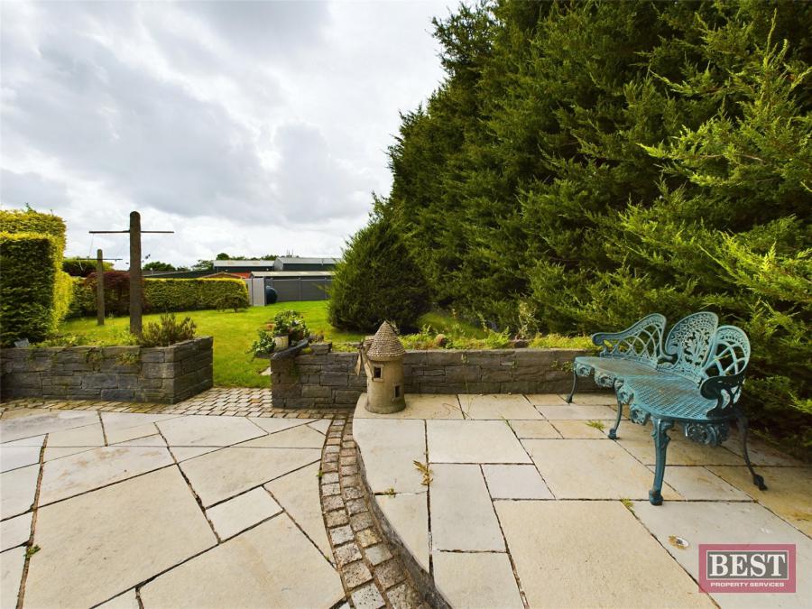 7 Moor Hill Road