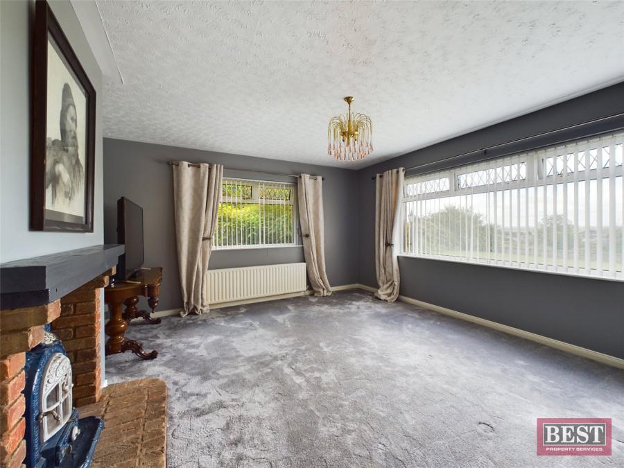 7 Moor Hill Road