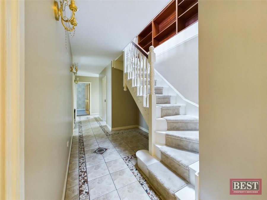 7 Moor Hill Road