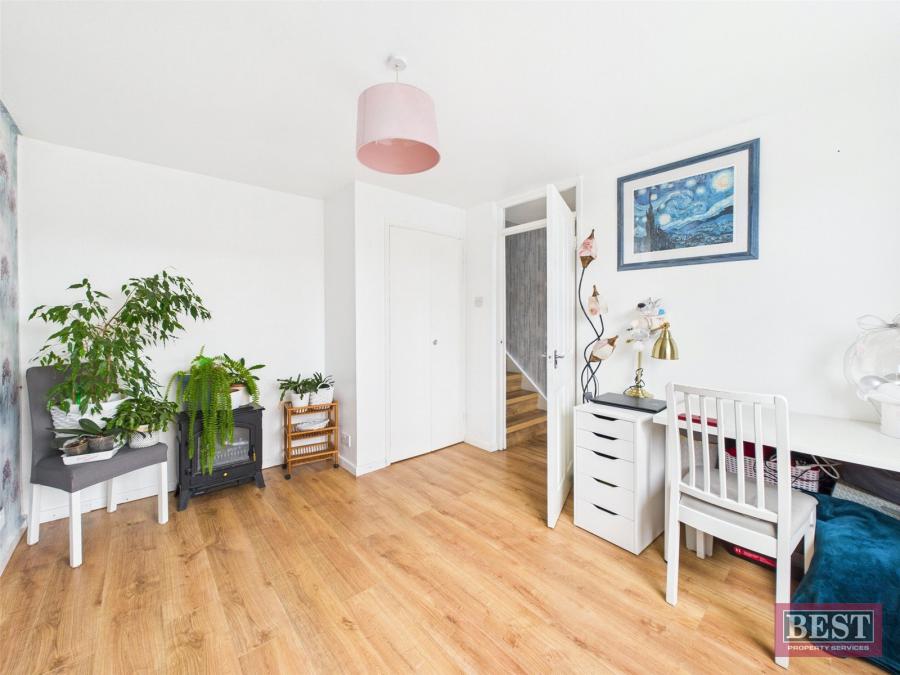 22 Toragh Park