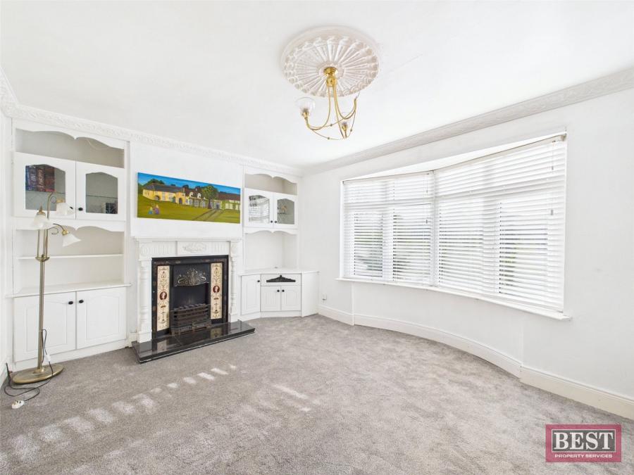 26 Lisgullion Park