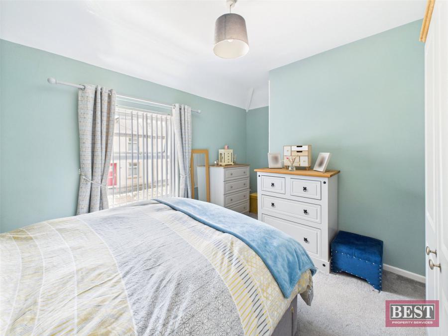 17 St. Clares Avenue