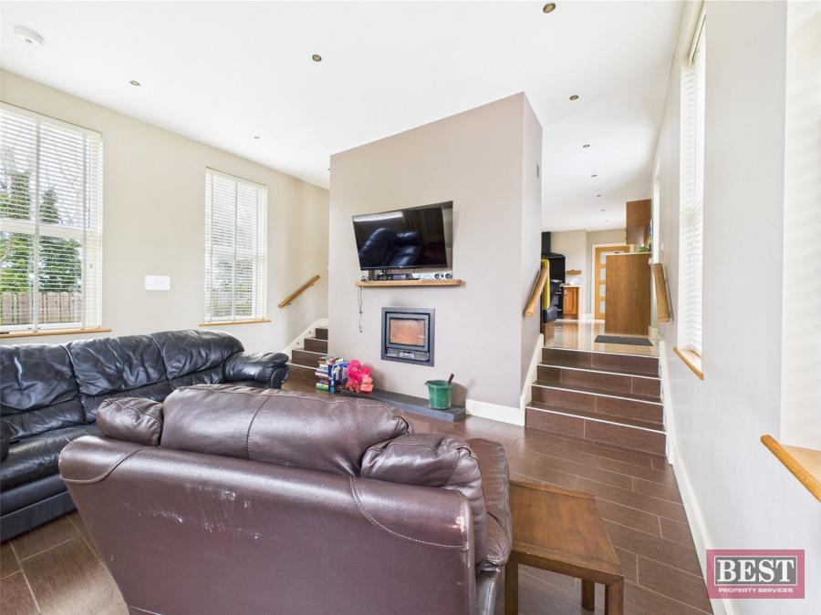 12 Newry Road