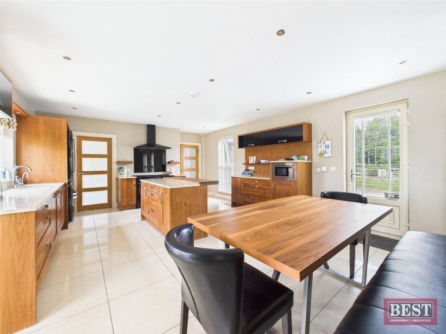 12 Newry Road