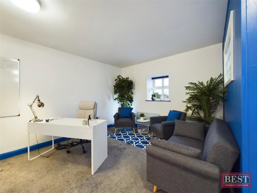 Unit 5, 40 John Street