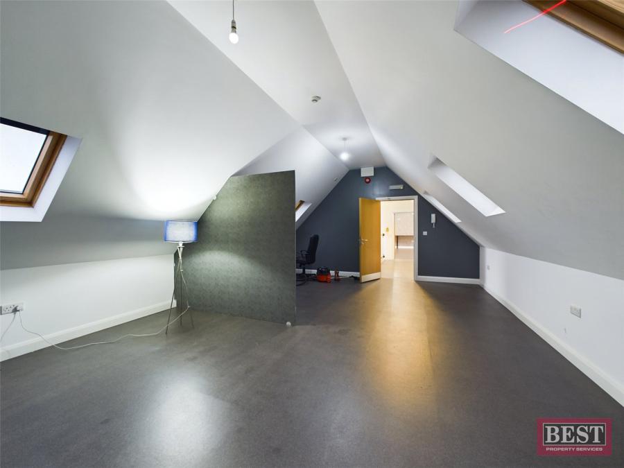 Unit 5, 40 John Street