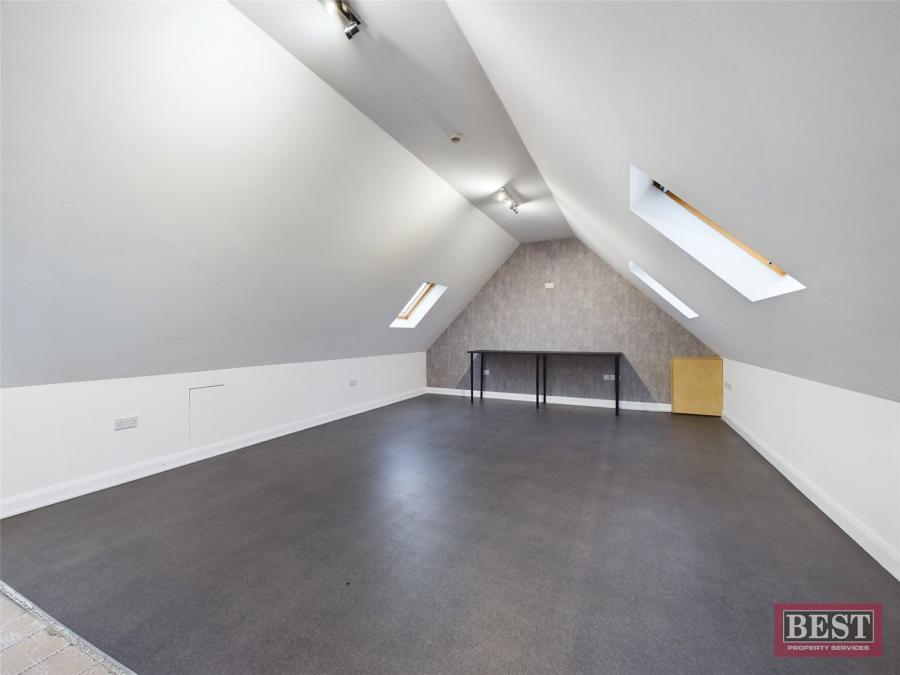 Unit 5, 40 John Street