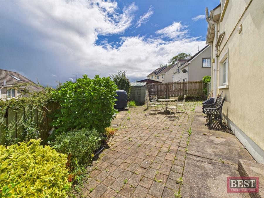 11 Cuchulainn Court