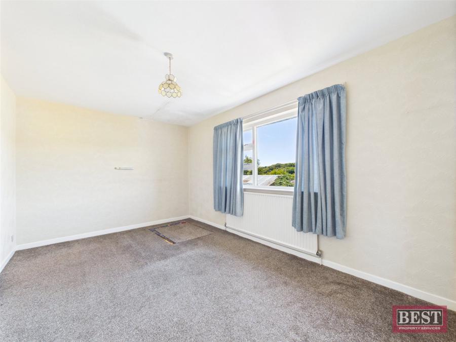 23 Ballyholland Road