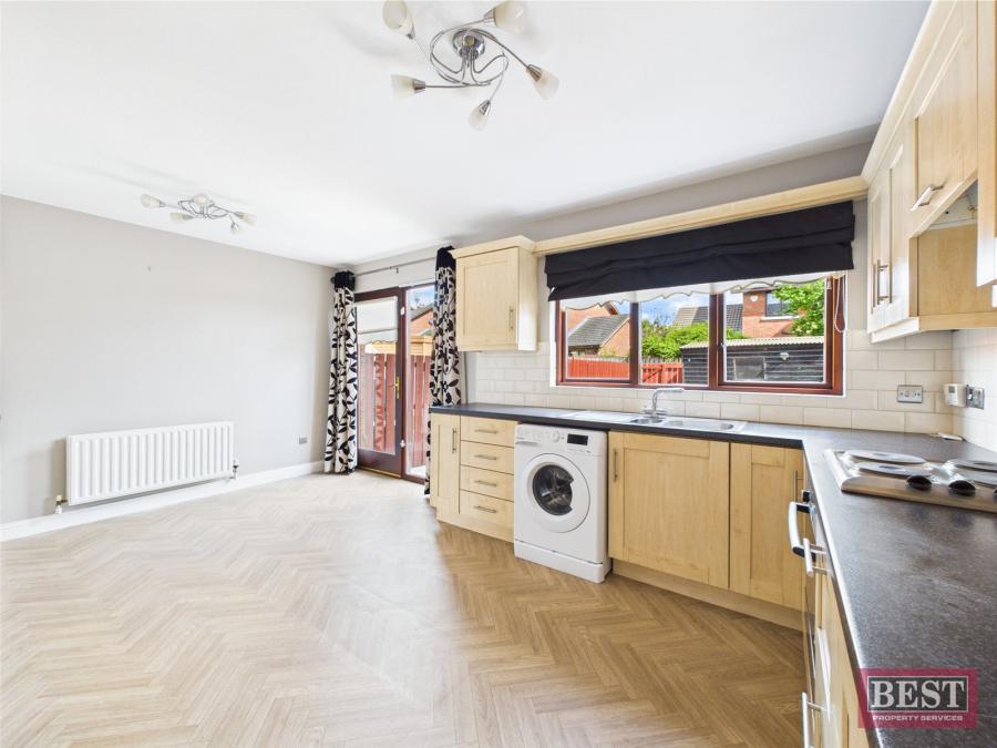 24 Brannock Meadows