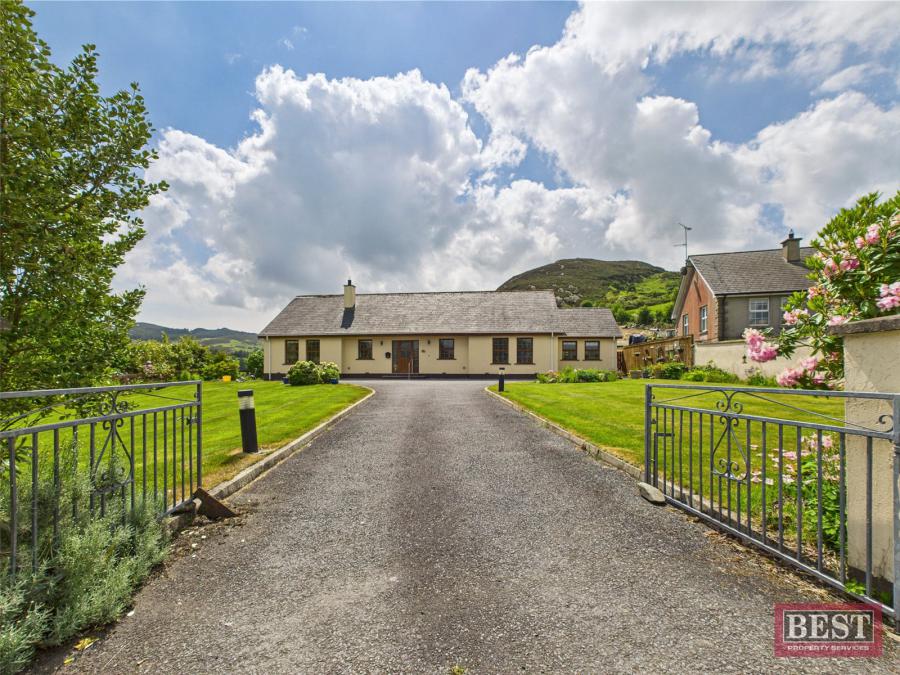 8 Lough Road
