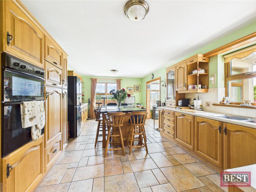 8 Lough Road