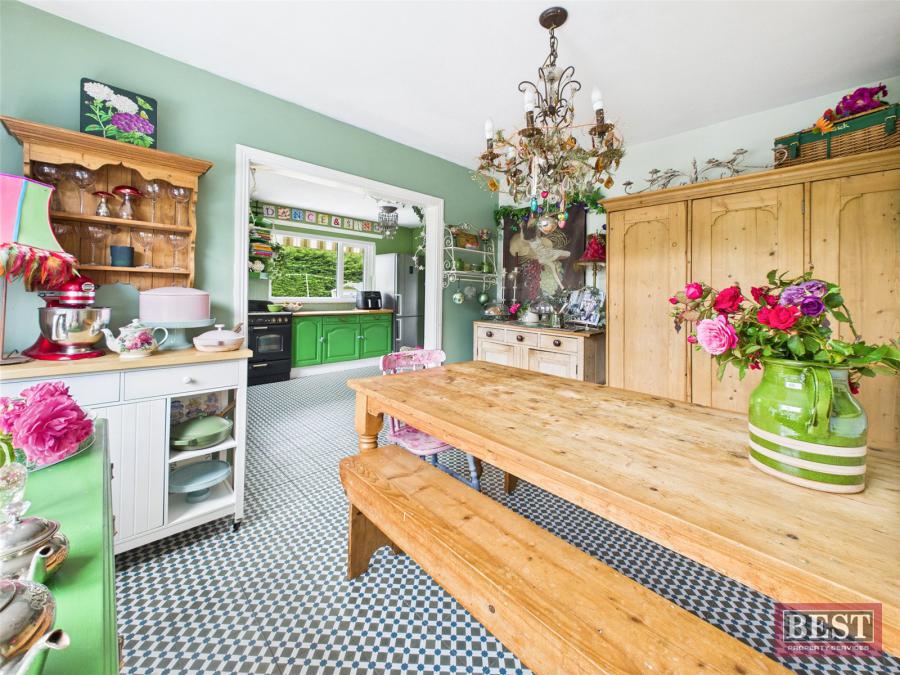 47 Old Warrenpoint Road