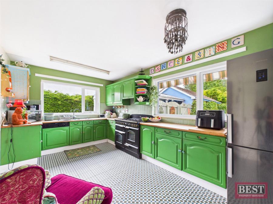 47 Old Warrenpoint Road