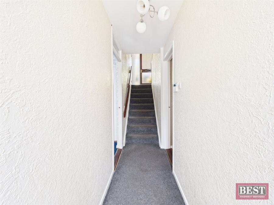 8 Toragh Park
