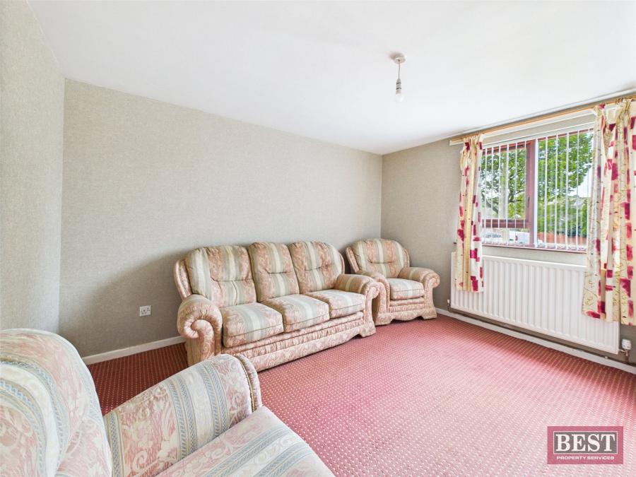 8 Toragh Park
