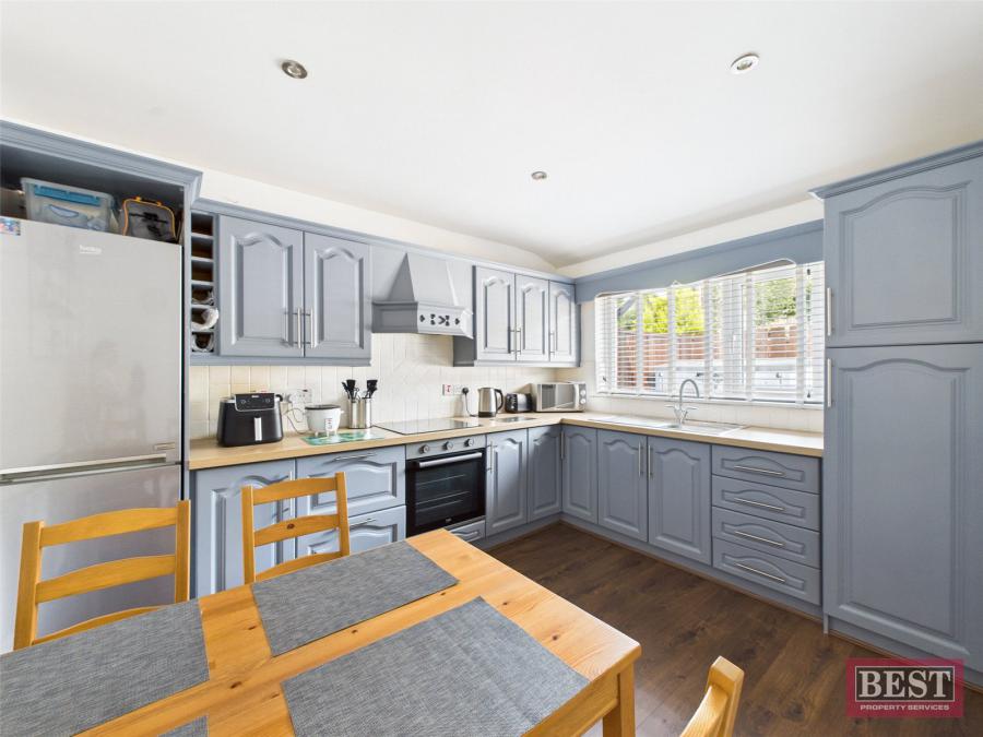 26 Toragh Park