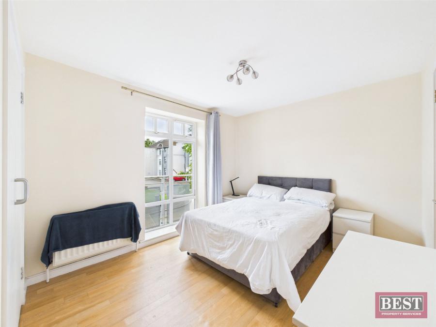 18 Glin Ree Court