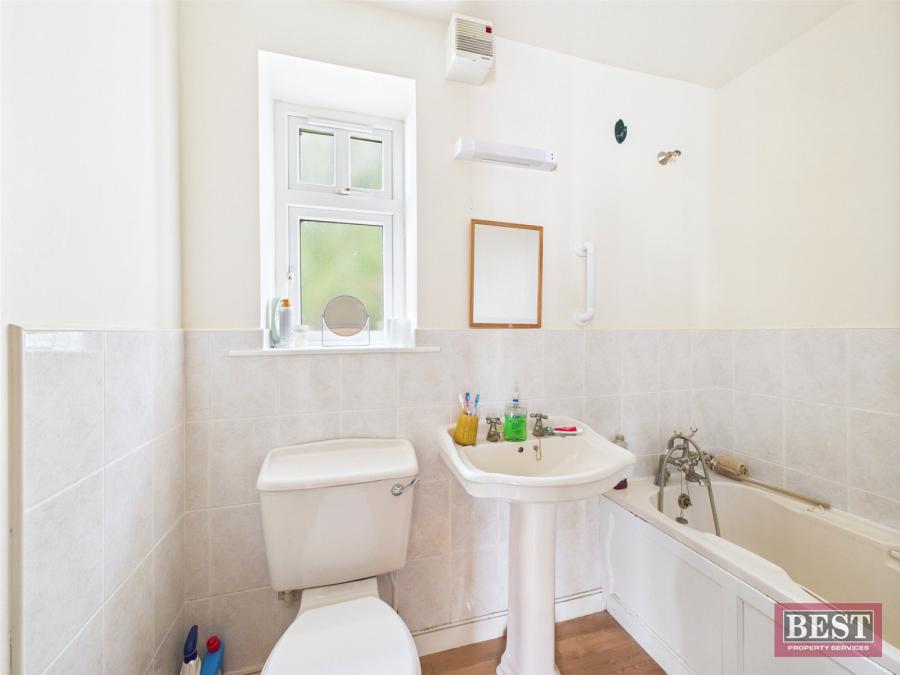 18 Glin Ree Court