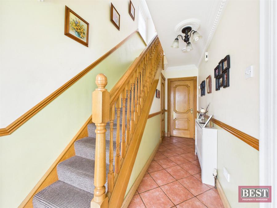 18 Ballinlare Court