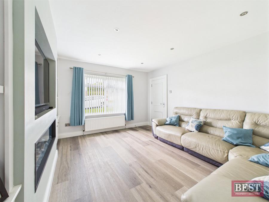 18 Ballinlare Court