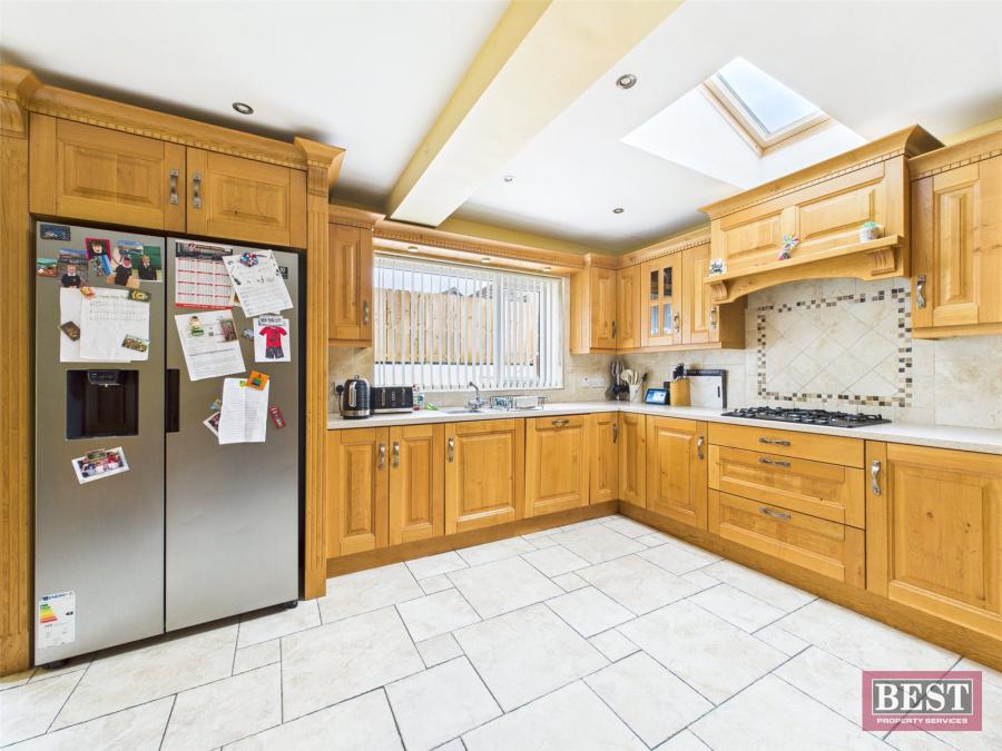 18 Ballinlare Court