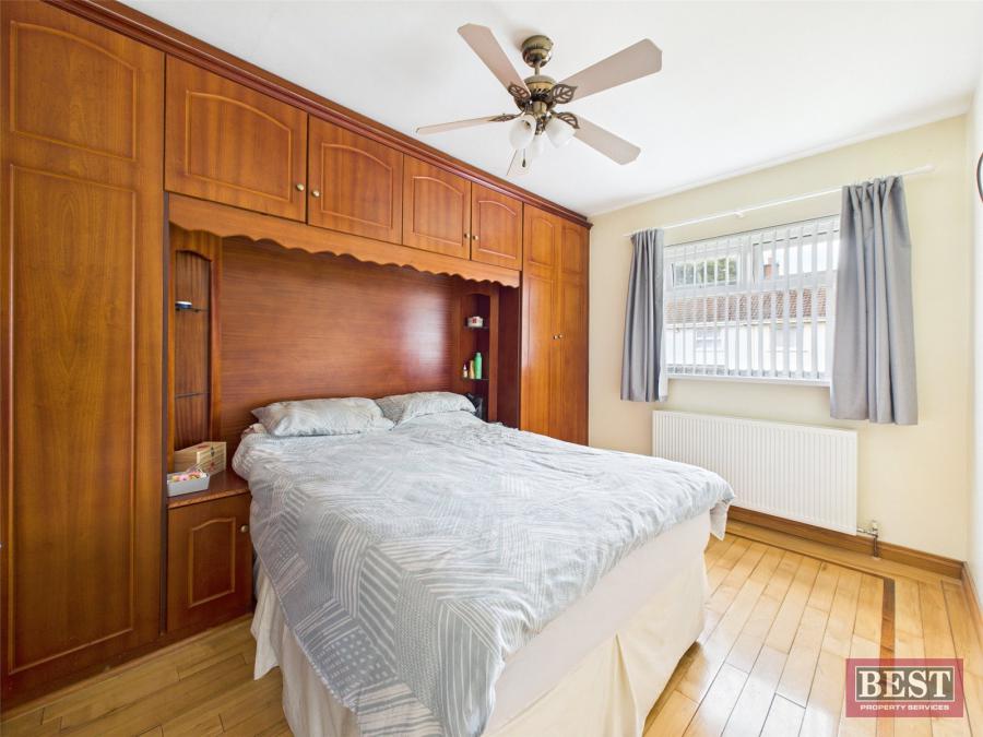 18 Ballinlare Court