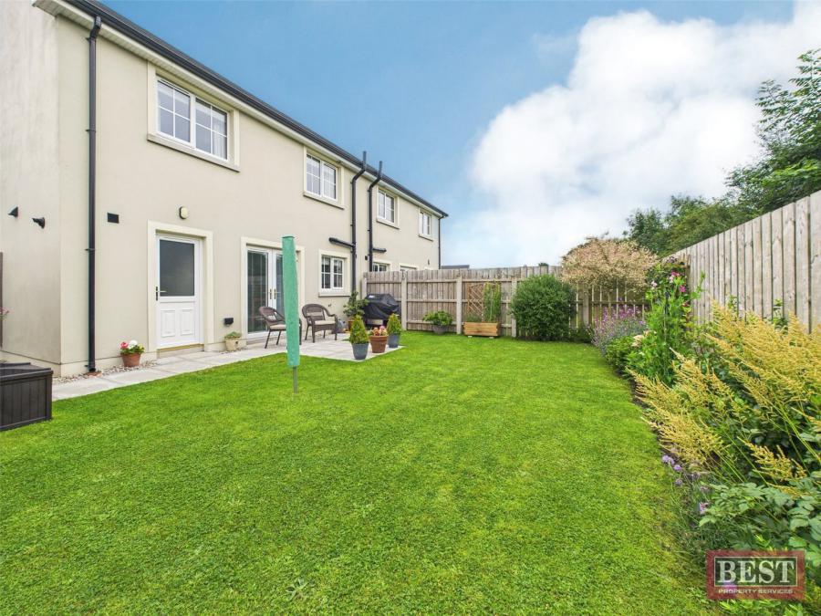 14 Dromliskin Court