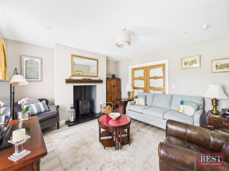 14 Dromliskin Court
