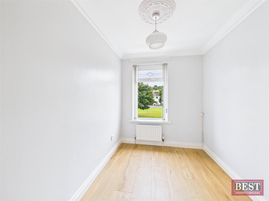 1 Iveagh Crescent
