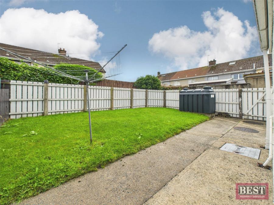 1 Iveagh Crescent