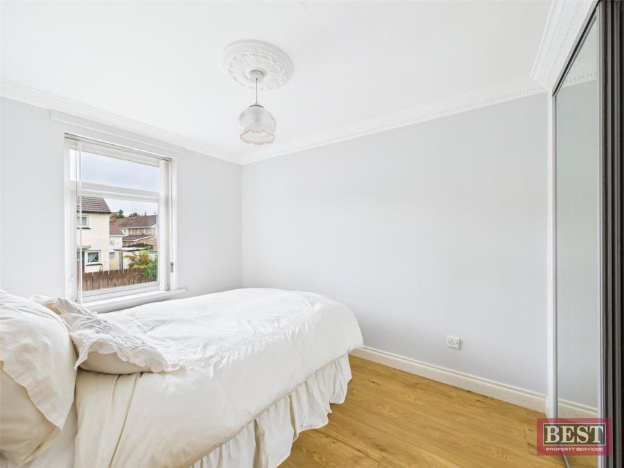 1 Iveagh Crescent