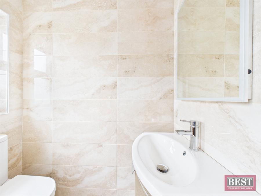 14 Lisbane Park 14 Lisbane Park