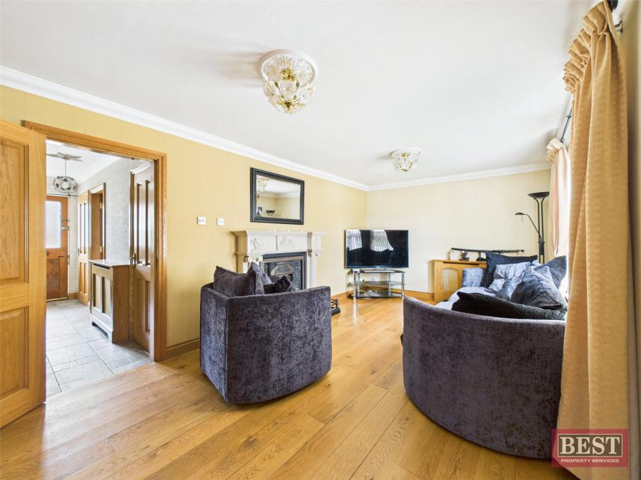 14 Lisbane Park