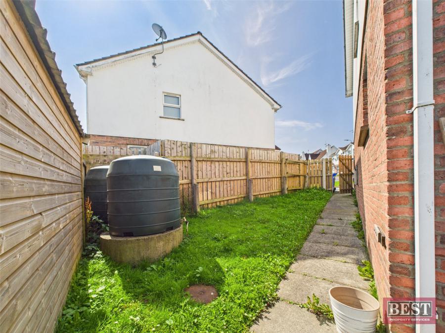 10 Ardaveen Mews