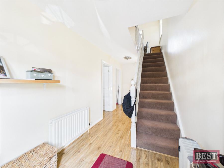 10 Ardaveen Mews