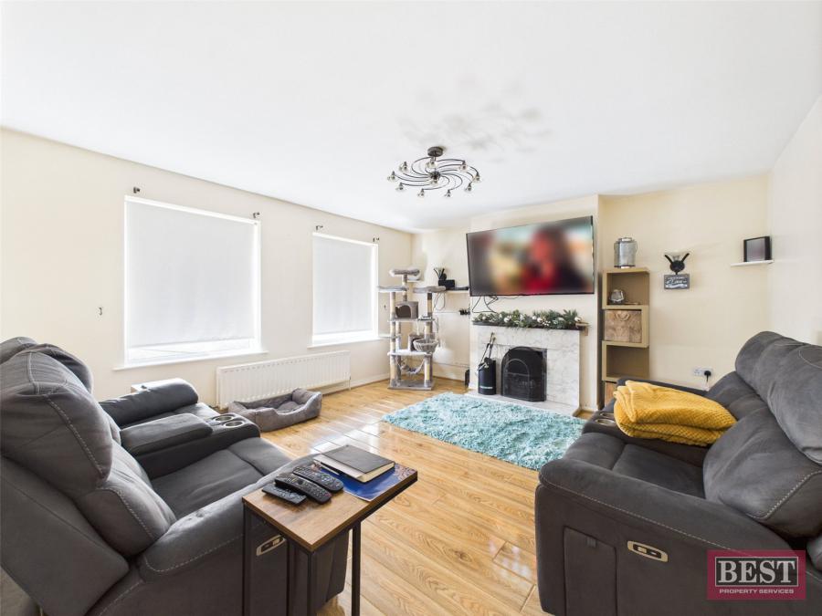 10 Ardaveen Mews