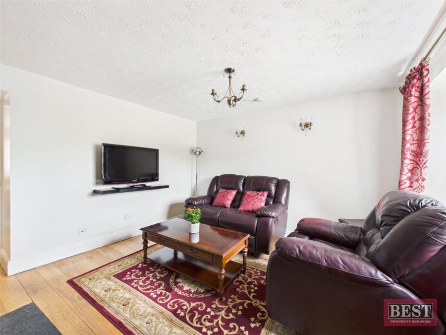 9 Forkhill Road