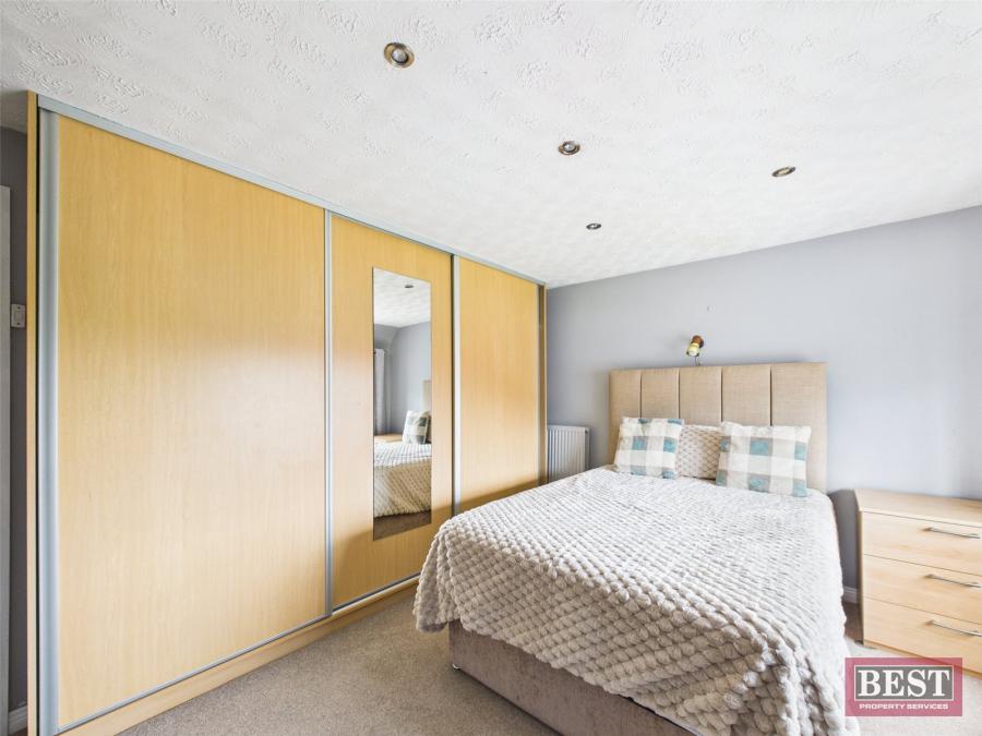 9 Forkhill Road