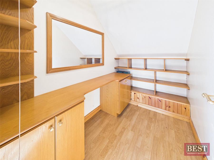 26 Highfields Avenue