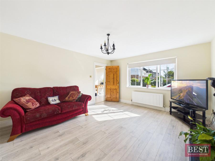 26 Highfields Avenue
