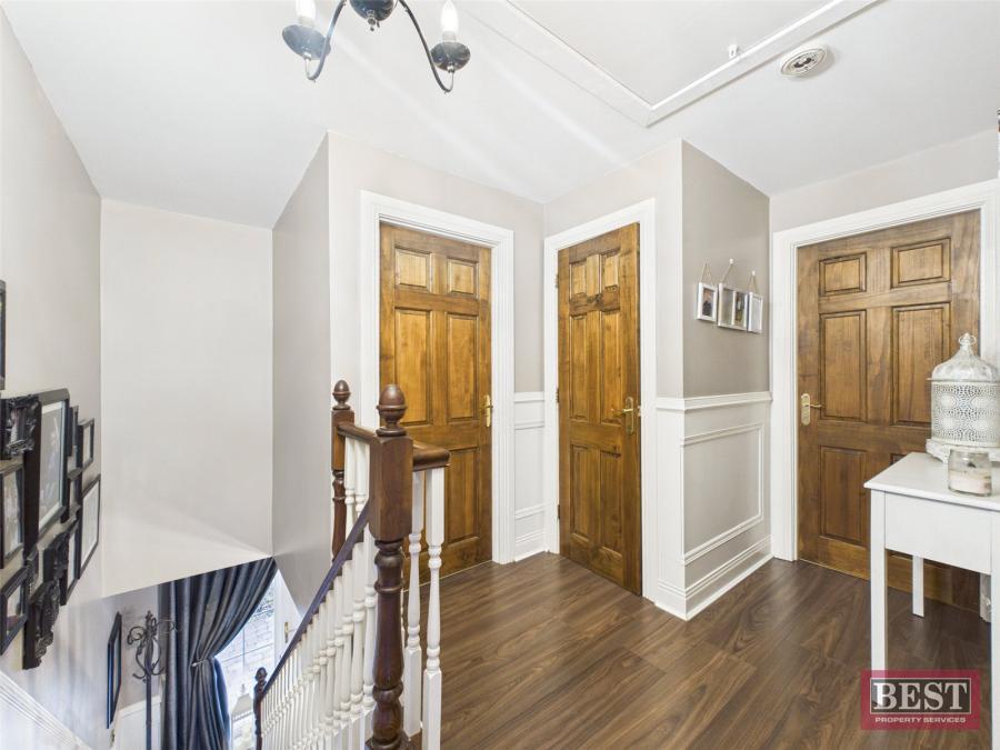 120 Knockdarragh