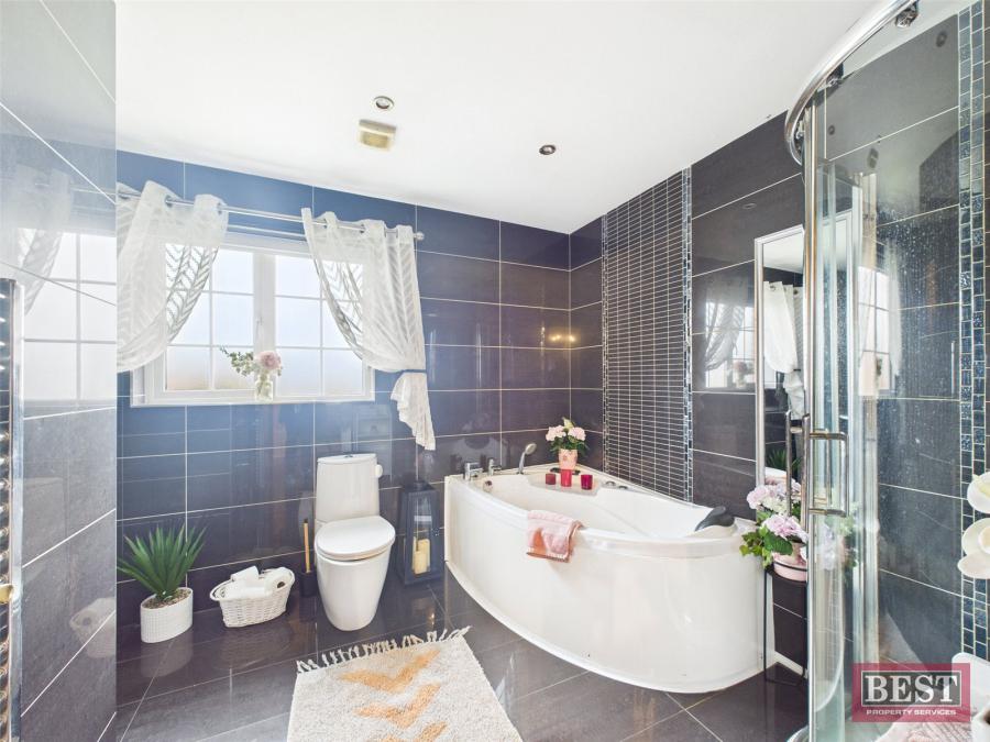 120 Knockdarragh