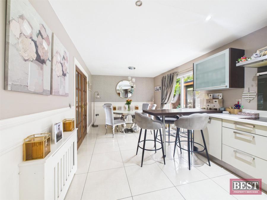 120 Knockdarragh