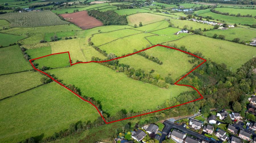 Mellifont Close