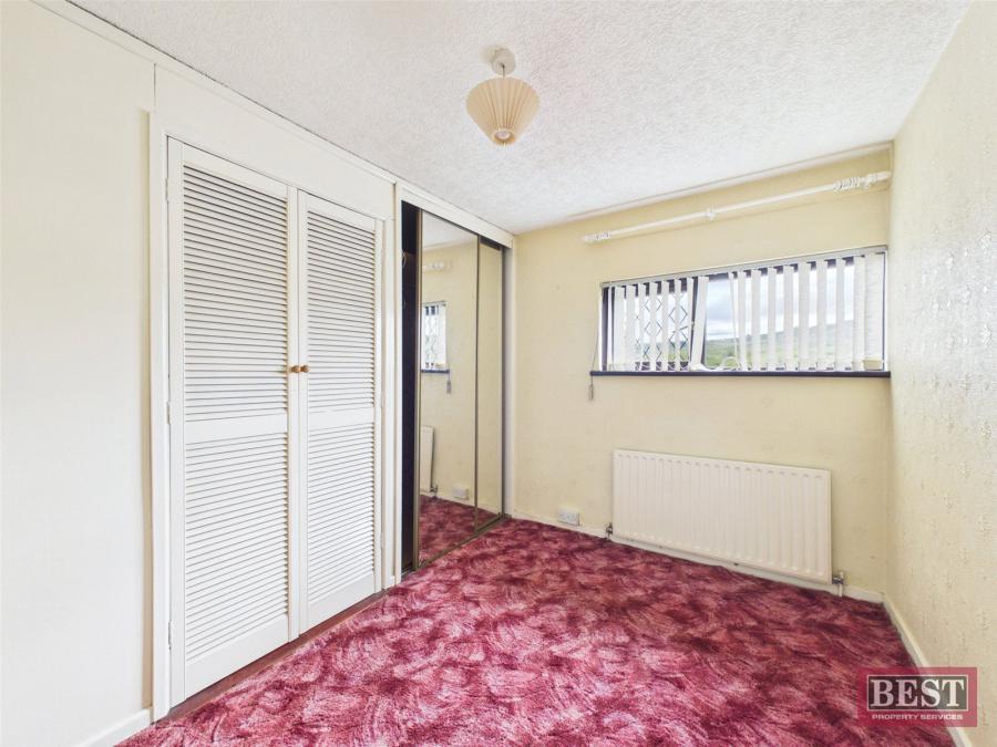 32 St. Malachys Park