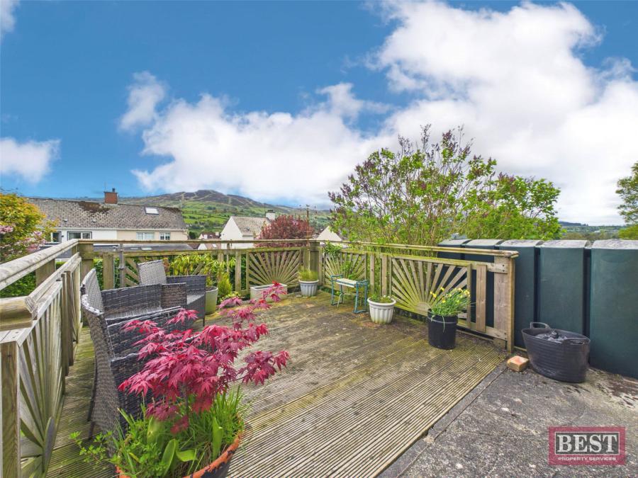 32 St. Malachys Park