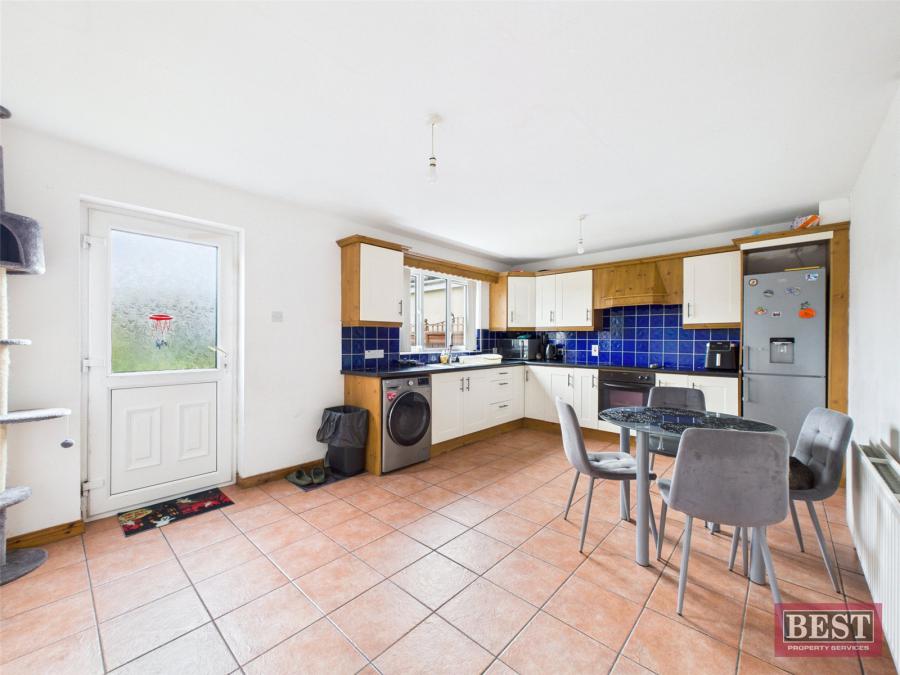 37 Rockfield Heights