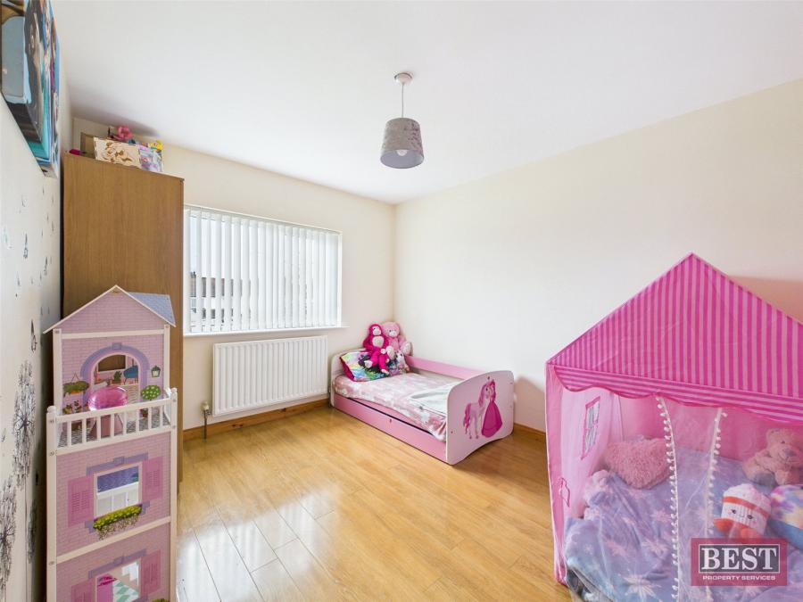 37 Rockfield Heights